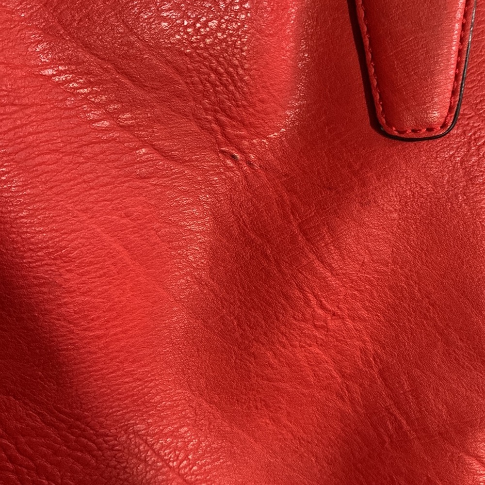 Large tote purse - Picture 3 of 16